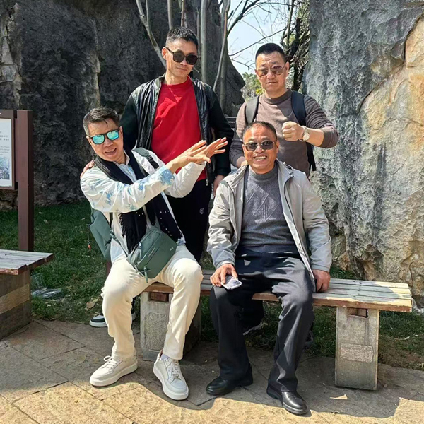 “旅行界-F4”-非你們莫屬，主打一個(gè)帥氣又歡樂！   aa.jpg